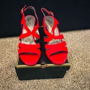 NWT- Worthington Womens Brandy Stiletto Heel Pumps sz: 7 RED